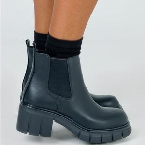 Combat boots - size 7